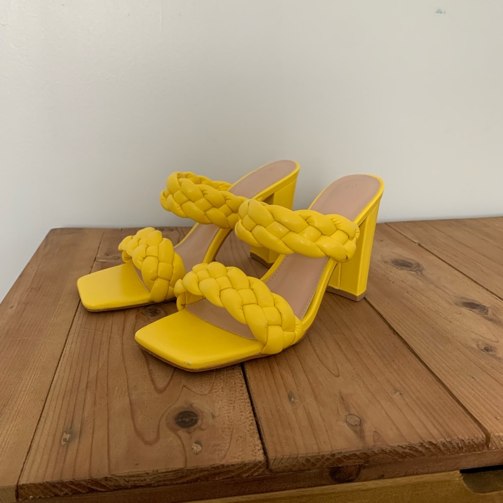 Yellow braided heels